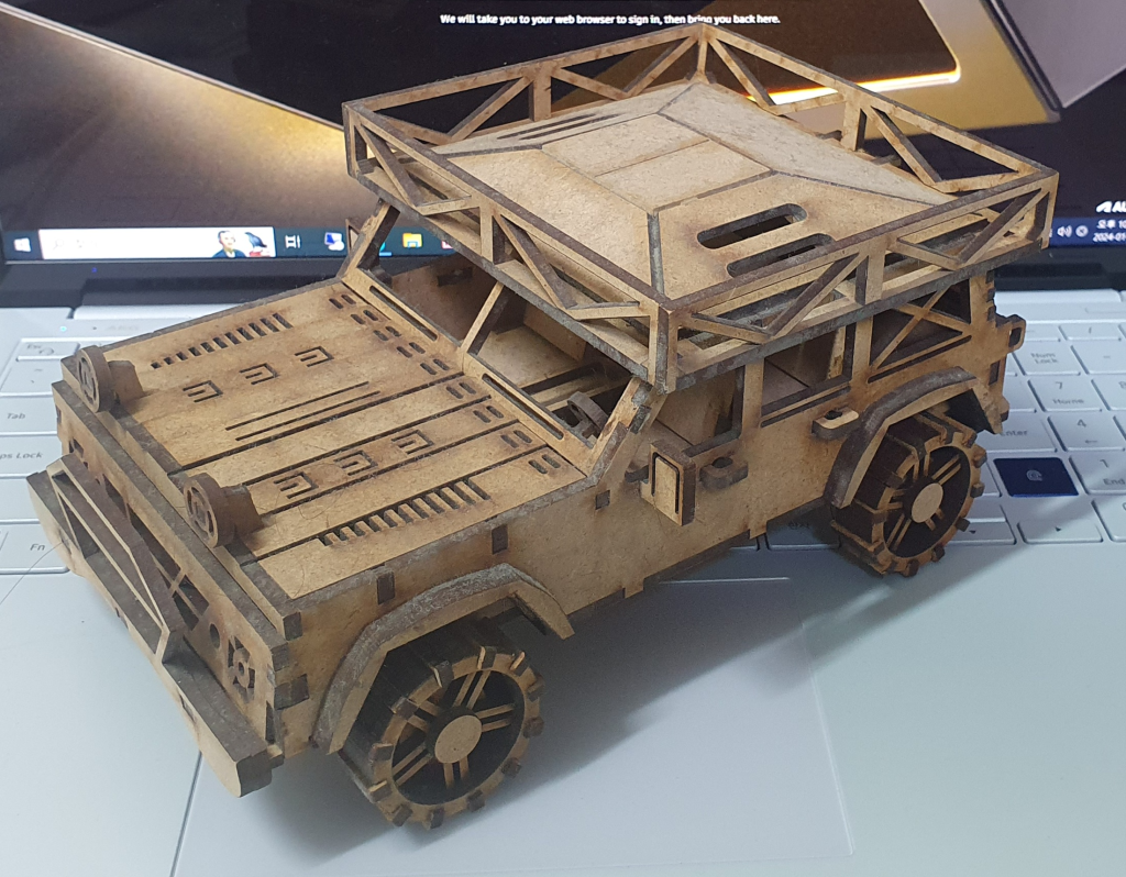 wood toy SUV