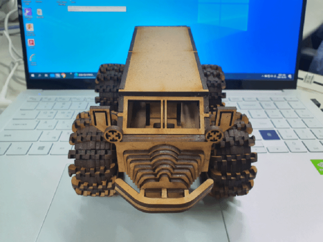 Wood Toy: Monster Truck(버전 3)